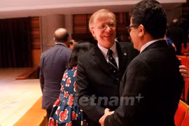 L'ambassadeur du Canada à l'honneur