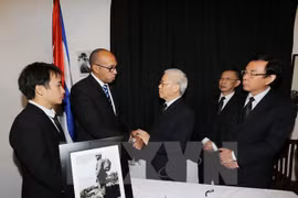 Les dirigeants vietnamiens rendent un vibrant hommage au leader cubain Fidel Castro