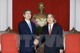 Des responsables vietnamiens rencontrent le président de la BAD