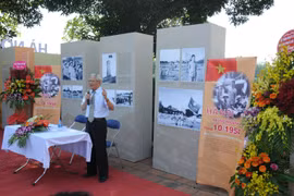 Exposition sur des moments de la libération de Hanoï en octobre 1954