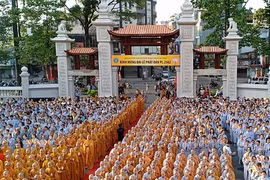 Activités à l’occasion du 2562e anniversaire de Bouddha dans plusieurs localités