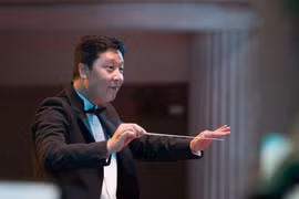 Le chef d'orchestre Le Phi Phi va diriger le concert des œuvres de Bach le 9 août