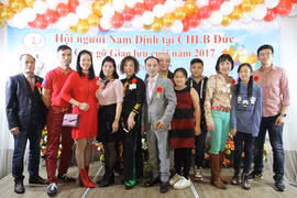 La diaspora vietnamienne d'Allemagne consolide la solidarité