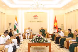 Les marines vietnamienne et indienne renforcent leur coopération 