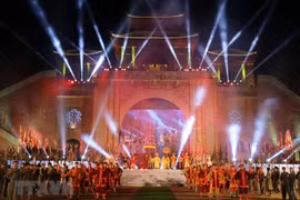 Anniversaire de la fondation du Dai Co Viet : cérémonie du culte Kinh Thien à Ninh Binh