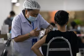 Le Laos enregistre son plus grand nombre quotidien de cas de COVID-19