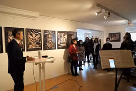 Présentation de la maison communale vietnamienne auprès du public allemand