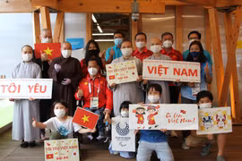 Jeux paralympiques 2020: la communauté des Vietnamiens au Japon encouragent les sportifs vietnamiens