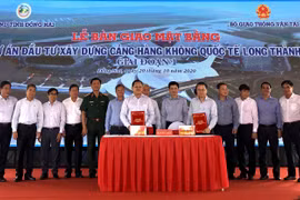 Dong Nai livre le chantier pour la construction de l'aéroport de Long Thanh