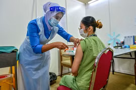 COVID-19: Situation épidémique en Indonésie et en Malaisie