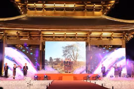 Clap de fin pour le Festival du patrimoine de Trang An à Ninh Binh