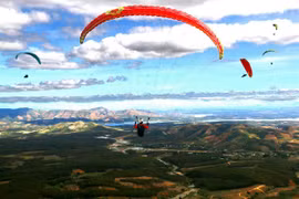 Sa Thây, meilleur spot à Kon Tum pour le parapente