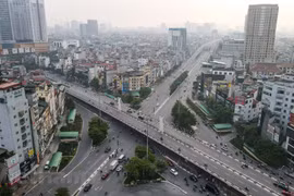 Les rues de Hanoi sont à nouveau animées après l'assouplissement des restrictions 