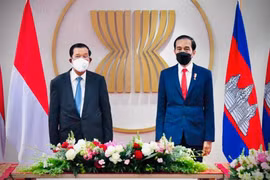 L'Indonésie et le Cambodge promeuvent la coopération en matière de santé, d'économie et de défense
