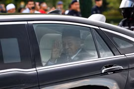 Le roi de Malaisie accepte officiellement la démission de Mahathir Mohamad