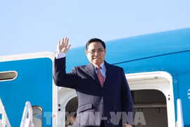Le PM Pham Minh Chinh a achevé une visite très réussie au Royaume-Uni