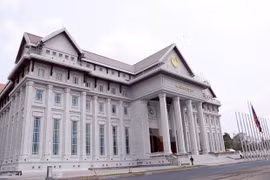 Remise du nouveau bâtiment de l'Assemblée nationale financé par le Vietnam au Laos