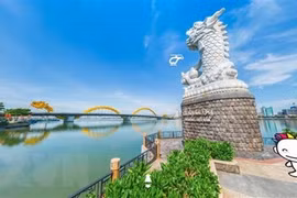 Le Vietnam continue de relancer le tourisme en 2022 
