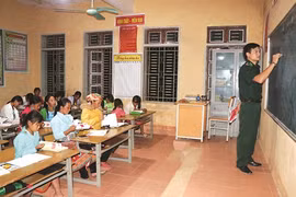 Des cours d’alphabétisation spéciaux dans la région montagneuse de Muong Lan