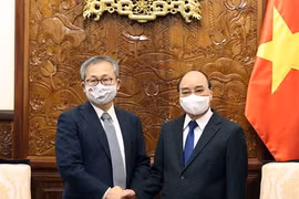Le président Nguyên Xuân Phuc reçoit l'ambassadeur du Japon