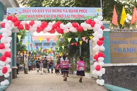 COVID-19 : retour à l'école des élèves d'une commune insulaire à Hô Chi Minh-Ville