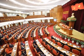Ouverture du 15e Plénum du Comité central du Parti