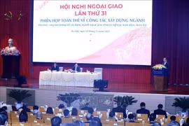 Pour édifier une diplomatie vietnamienne professionnelle, intégrale et moderne