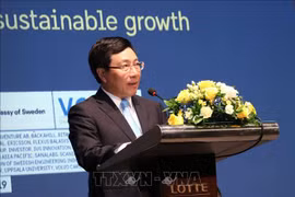 Le vice-PM et ministre des AE Pham Binh Minh en visite officielle à Cuba