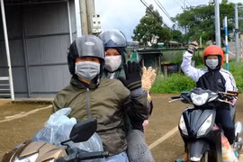 Retour au travail pour des milliers de travailleurs migrants à Hô Chi Minh Ville