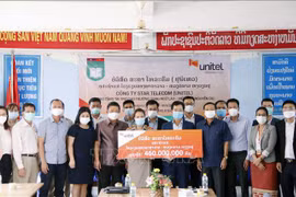 Laos : Star Telecom (Unitel) aide l'école bilingue Nguyen Du à améliorer sa qualité