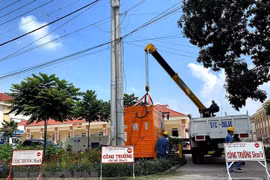 Ho Chi Minh-Ville achève l'alimentation électrique prioritaire aux hôpitaux de campagne