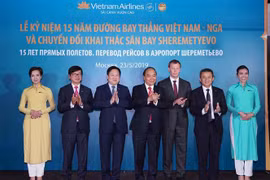 Célébration des 15 ans de la ligne aérienne directe Vietnam-Russie de Vietnam Airlines