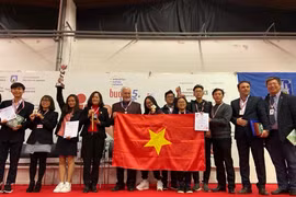 Invention : Des élèves vietnamiens brillants à l’INOVA 44