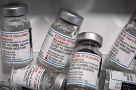 COVID-19 : réception de plus de 7,2 millions de doses du vaccin Moderna