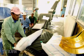 Riz: les exportations en dix mois en hausse en volume mais en recul en valeur