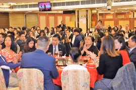 Les Vietnamiens à Hong Kong, à Macau et en R. de Corée fêtent le Têt traditionnel 2019