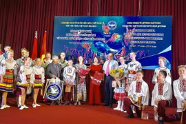 Échange d’amitié à Hanoï en l’honneur de la Fête nationale de la Biélorussie