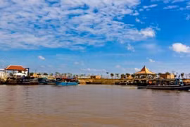 Cambodge : Un groupe chinois propose de construire un port de plaisance à Phnom Penh