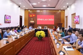 Lai Chau à la réunion de synthèse de l'année scolaire 2023-2024 et de déploiement des tâches de l'année scolaire 2024-2025, organisée par le ministère de l'Éducation et de la Formation. Photo : giaoducthoidai.vn