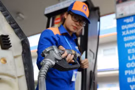 Carburants : cinquième baisse consécutive des prix
