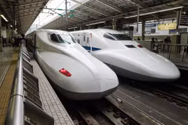 Aide japonaise pour le développement de la ligne ferroviaire en Indonésie