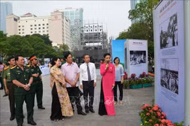Exposition de photos sur l'histoire de 320 ans de Saigon - Ho Chi Minh Ville