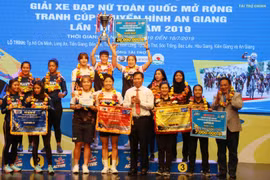 Clôture de la 20e Coupe de Télévision de An Giang de cyclisme féminin