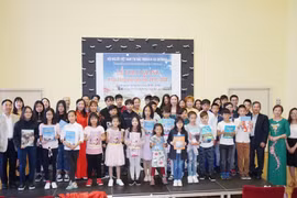 Cours de langue vietnamienne pour les jeunes Viêt Kiêu en République tchèque