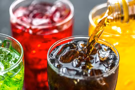 La Malaisie impose une taxe sur les boissons sucrées pour réduire l'obésité