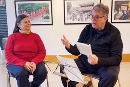 Jazz Bond apporte de la musicothérapie aux victimes vietnamiennes de l'agent orange