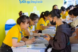 Salon de l'emploi organisé par le Centre de services pour l'emploi des jeunes à Ho Chi Minh-Ville (Photo : VNA)