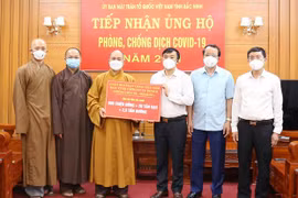 La Sangha bouddhiste du Vietnam soutient la lutte anti-COVID-19 à Bac Giang et Bac Ninh