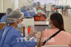 La Thaïlande compte déclarer le COVID-19 endémique d'ici la fin de l'année