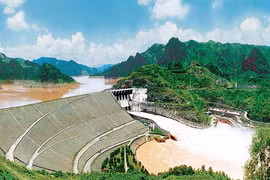 La centrale hydroélectrique de Hoà Binh, symbole de l’amitié Vietnam-Russie